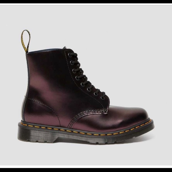 Dr MARTENS 1460 Pascal Red CHROMA Size: 7 - Picture 9 of 10